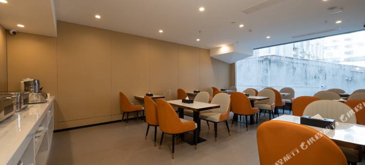 格菲酒店(南宁朝阳广场民主路店)图片