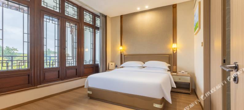 南卓金海湾酒店图片