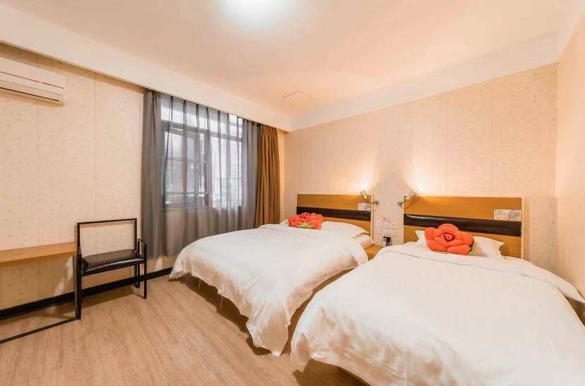 梨花小镇酒店(北京顺义地铁站店)