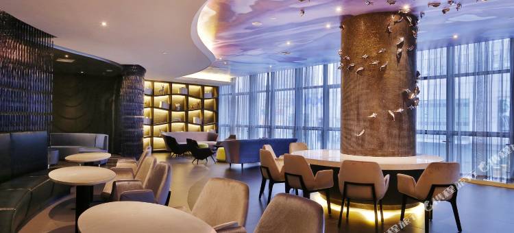 桔子酒店(镇江火车站万达广场店)图片