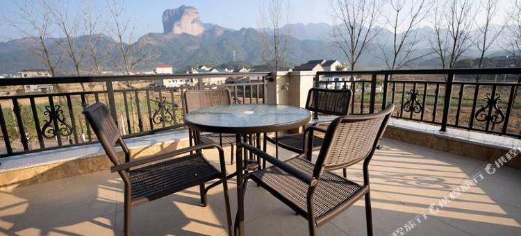 江山蓝天白云民宿图片