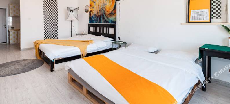 忆语流年影院设计民宿(大连和平广场店)图片