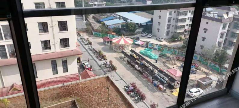 孟连宏业腾飞精品酒店图片