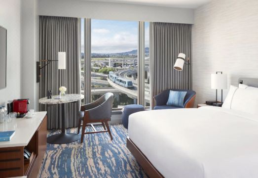 Grand Hyatt at SFO Hotel Overview