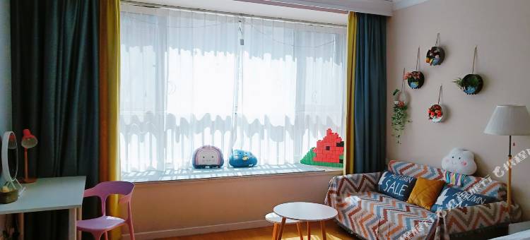 文汇巨幕影音公寓(天津站店)图片