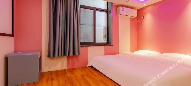 海豚愉悦电竞酒店(合肥合工大店)图片