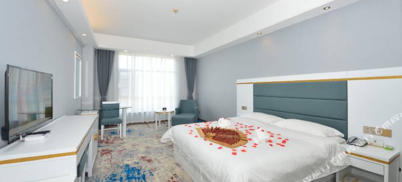 嘉隆国际酒店(宝鸡火车站店)图片