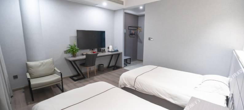 淮安高铁假日酒店(景会寺店)图片