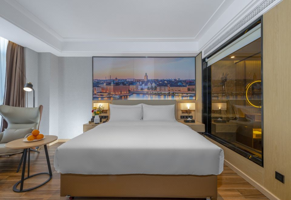 Vienna International Hotel (Bayannur High-speed Railway Station)Hotel Overview