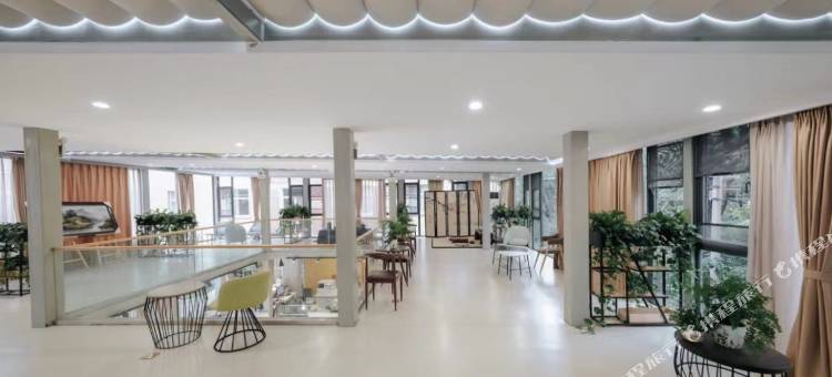 方柚电竞酒店(人民东路店)图片