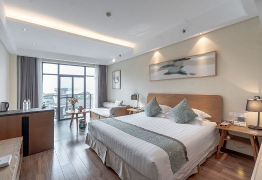 Kaiyuan Manju Hotel (Hangzhou Qiandao Lake) Hotel Overview