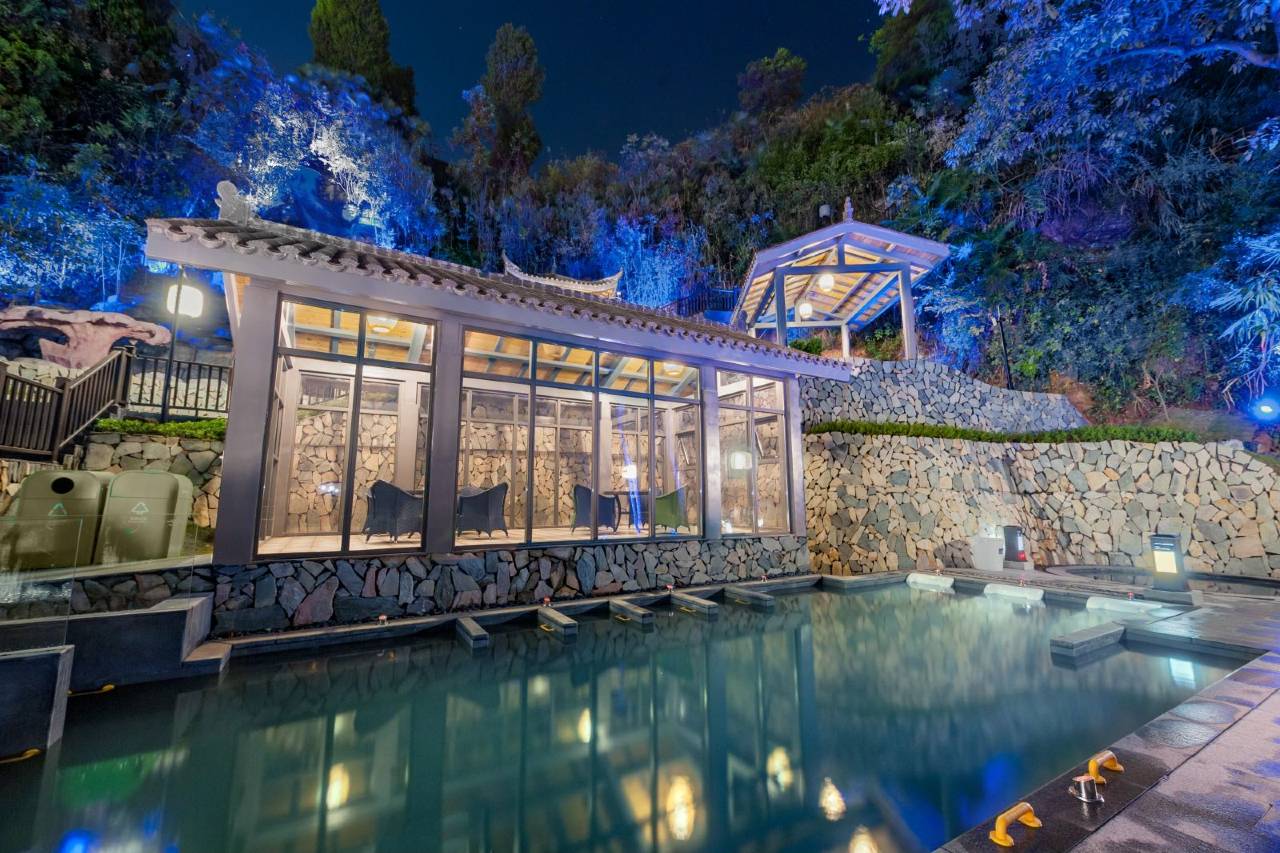 凤凰凤仙境温德姆至尊豪廷温泉酒店图片