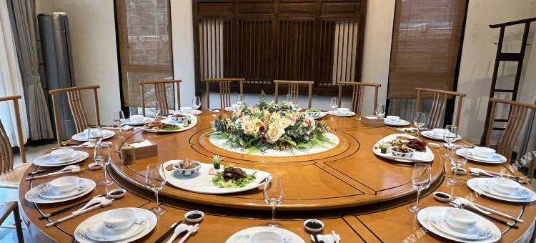 文成开臣璞居民宿图片