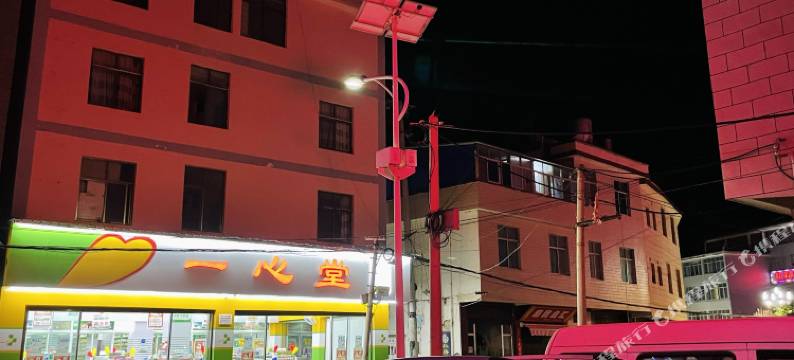 永胜绿州酒店图片