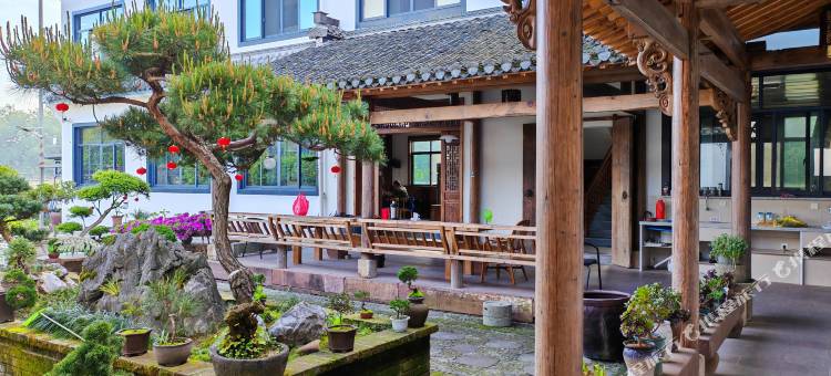 黄山徽溪雅院(西溪南古村落店)图片