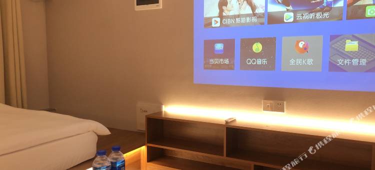 醒山公寓(万科悦都荟季华园地铁站店)图片