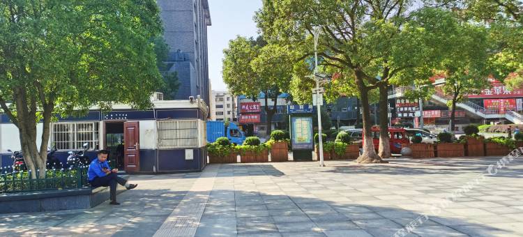 邦友公寓酒店(岳阳火车站店)图片