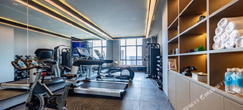 长沙万家丽中路马王堆亚朵酒店图片