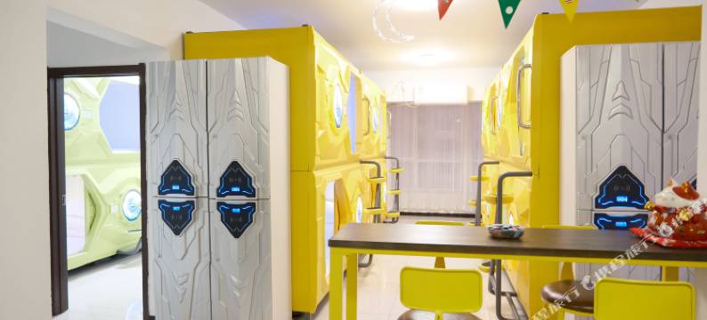 柒月太空舱青年旅舍图片