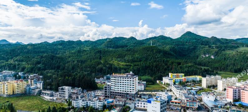 十八连山天都花园酒店图片