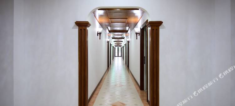 贝尔曼酒店(Belau Almond  Hotel)图片