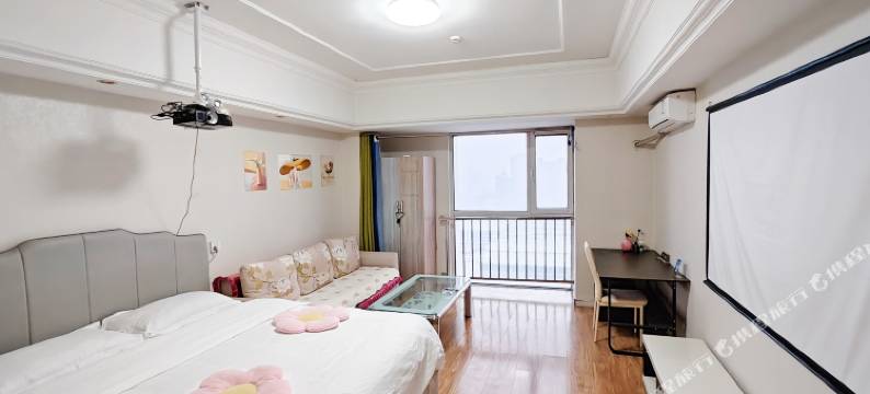 静澜观影主题民宿(宽城万达店)图片