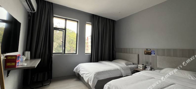 柏悦城市民宿酒店图片