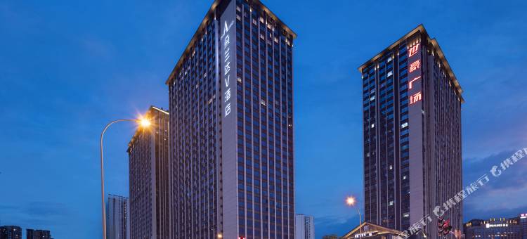 朵兰达V酒店(乐山高铁站世豪广场店)图片