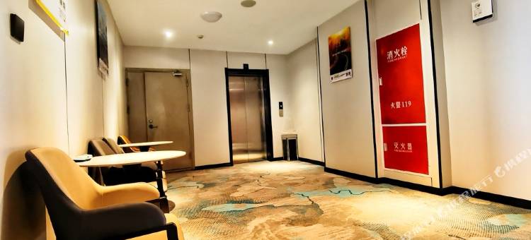 速8精选酒店(阿里地区改则县G216店)图片