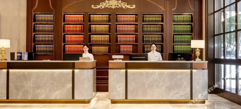 维也纳酒店(南宁青秀万达金湖广场店)图片