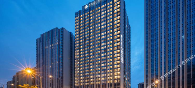 乔治莫兰迪酒店(济南东站龙湖天街店)图片