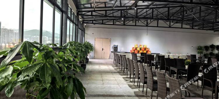 盐亭云尚四季酒店(县政府云溪实验中学店)图片