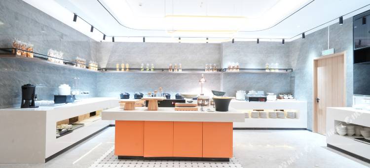 如家精选PLUS酒店(呼和浩特大召寺塞上老街店)图片