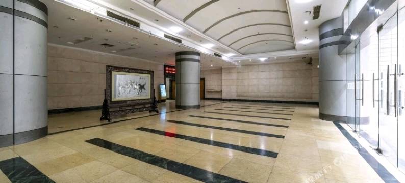 望山湖居高空城景民宿(玄武湖青春广场地铁站店)图片