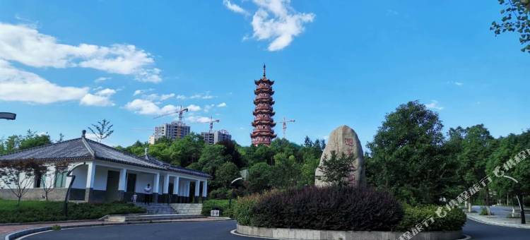 临武嘉华酒店(郴州临武县政府汽车总站店)图片
