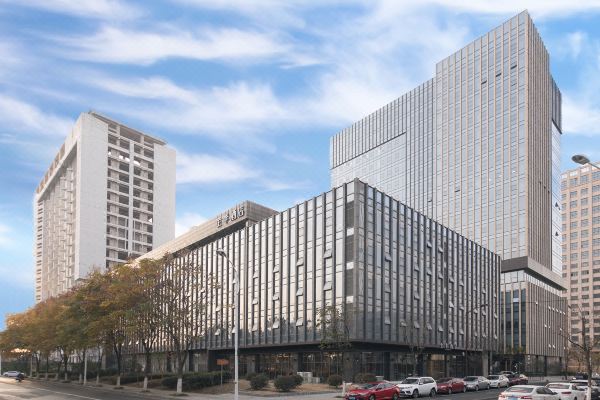 查看更多无锡锡山区安镇街道丹山路66号兖矿信达大厦b栋, 中国显示