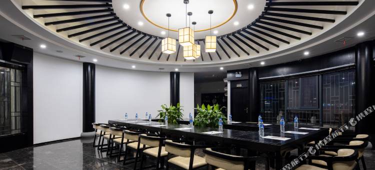 安庆黄梅山庄(菱湖公园店)图片