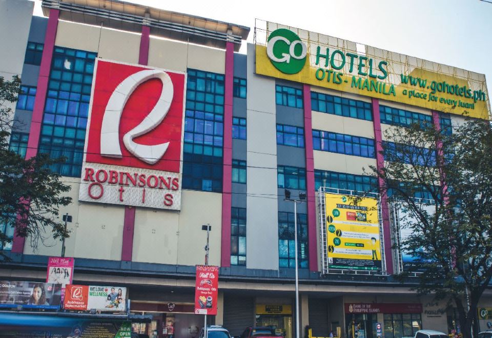 Go Hotels Otis-Manila Over view