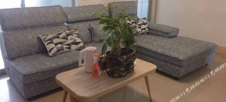 六盘水市钟山区昀扬酒店(凉都体育中心店)图片