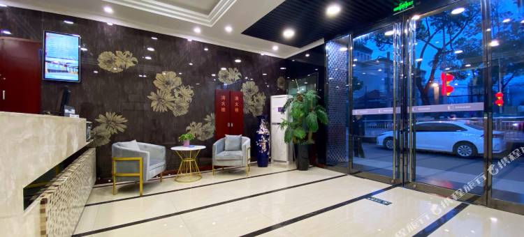 易佰良品酒店(嘉兴八佰伴南湖学院店)图片