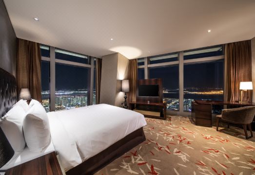 Oakwood Premier IncheonHotel Overview