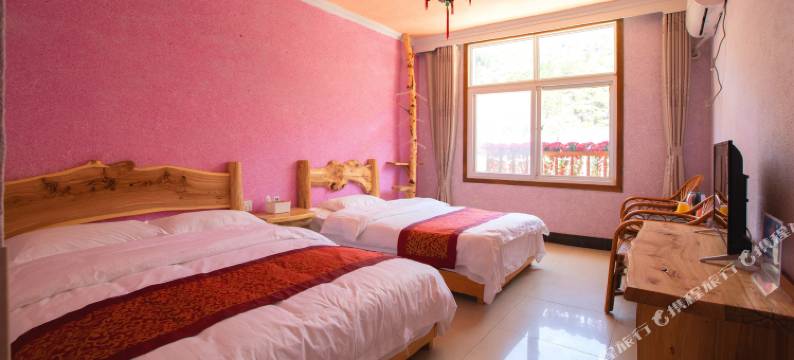 雾灵山金水屯庄园图片