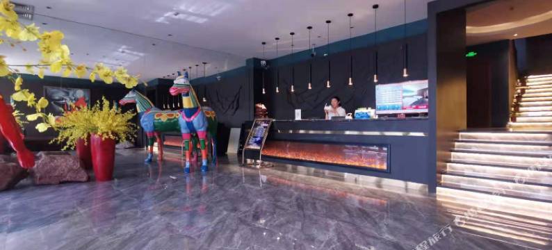 他她影院酒店(介休火车站店)图片