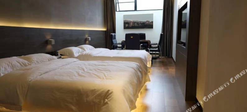 蔓斯顿酒店图片