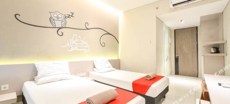 斯利普兹普洛马斯酒店(SleepZzz Hotel Pulomas)图片