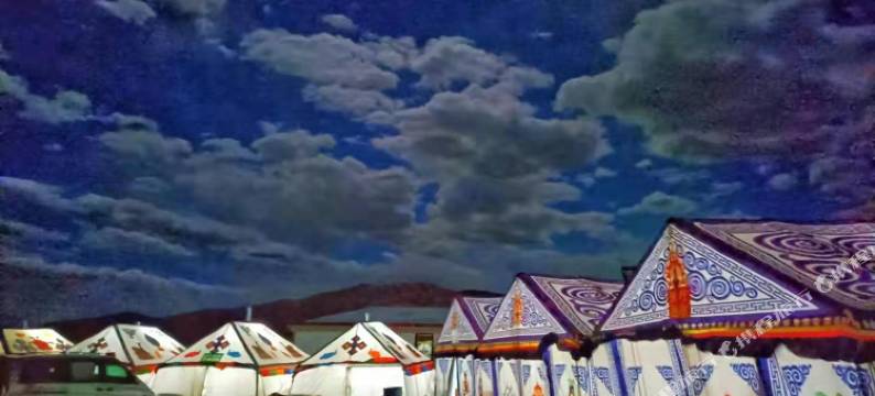 班戈圣象天门帐篷营地图片