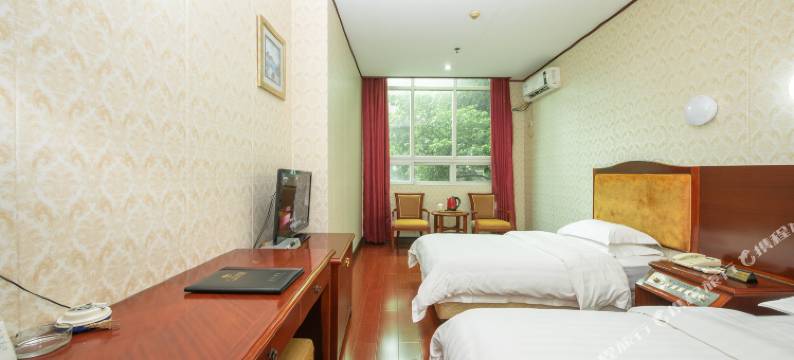 金路酒店(广州体育学院东站地铁站店)图片