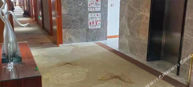 平凉融庭酒店图片