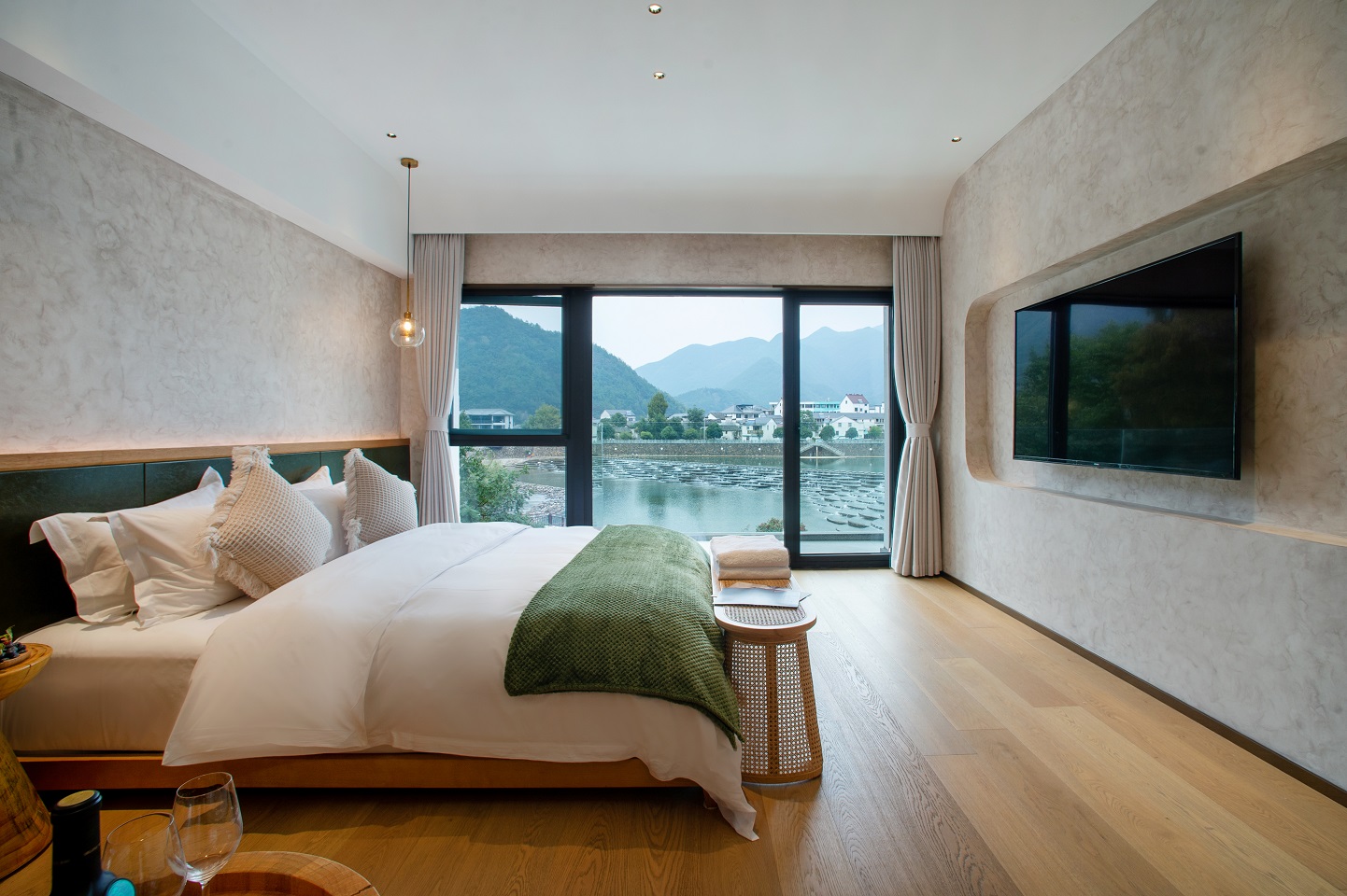 FengQiaoYebo Boutique HomestayOver view