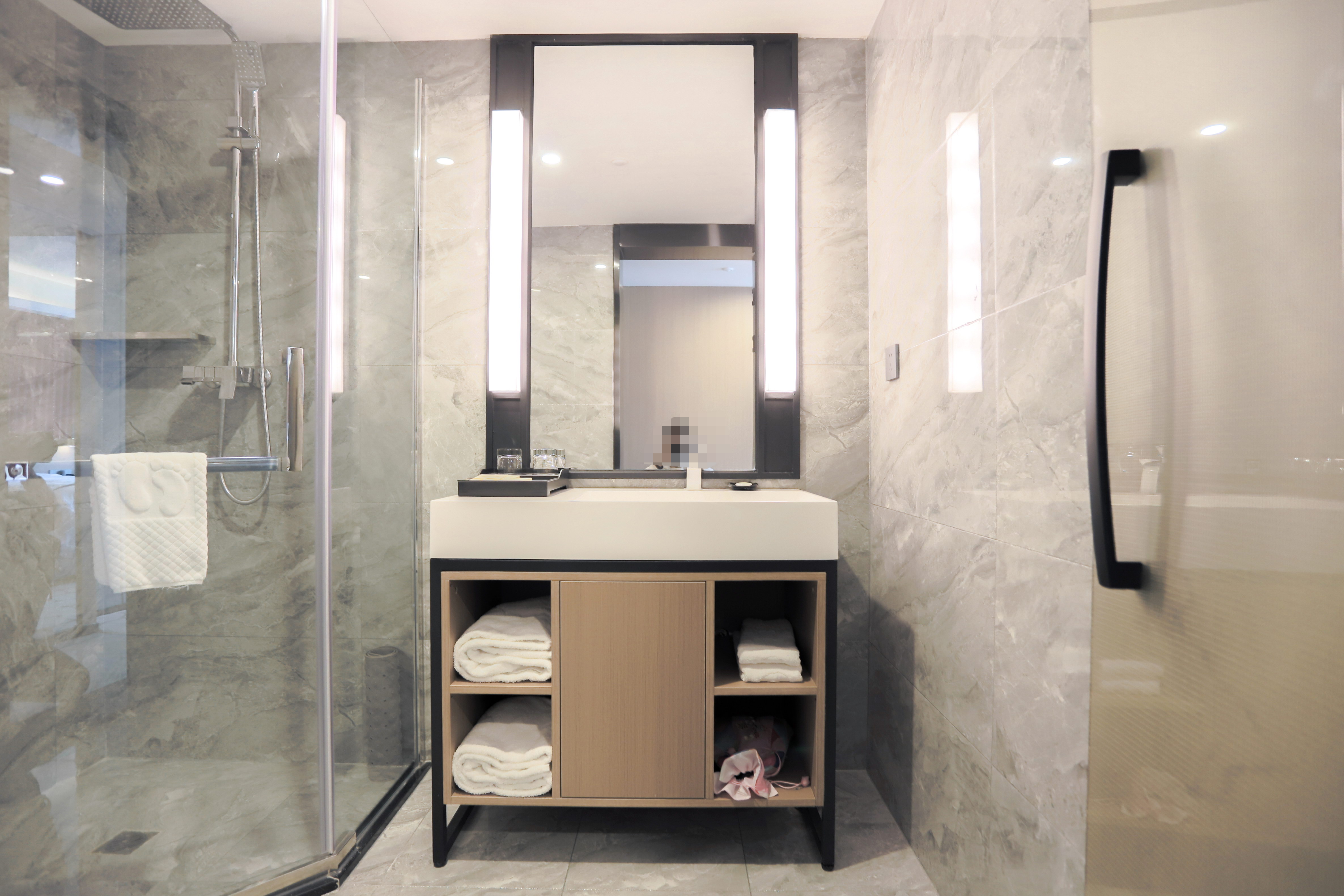 Yanji International HotelOver view